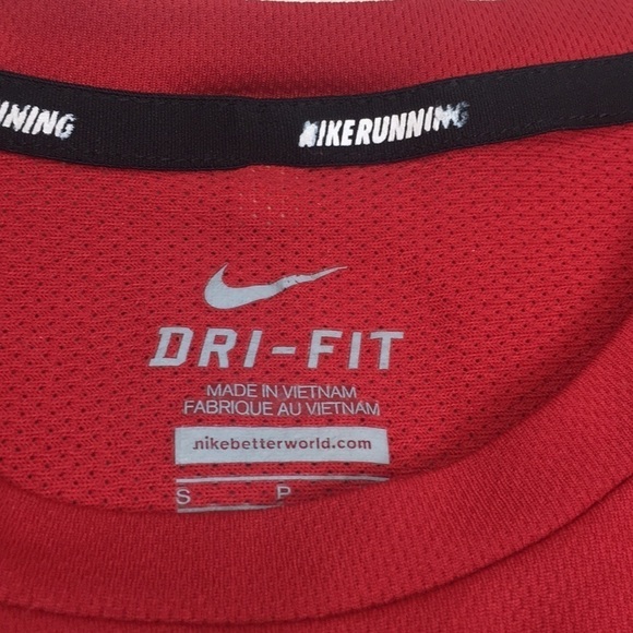 Nike running Dri fit Short sleeved Tee - Picture 2 of 8